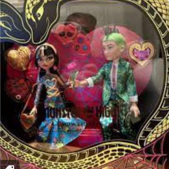 NIB 2023 LOVE MONSTER HIGH DOLLS - Picture 5 of 6